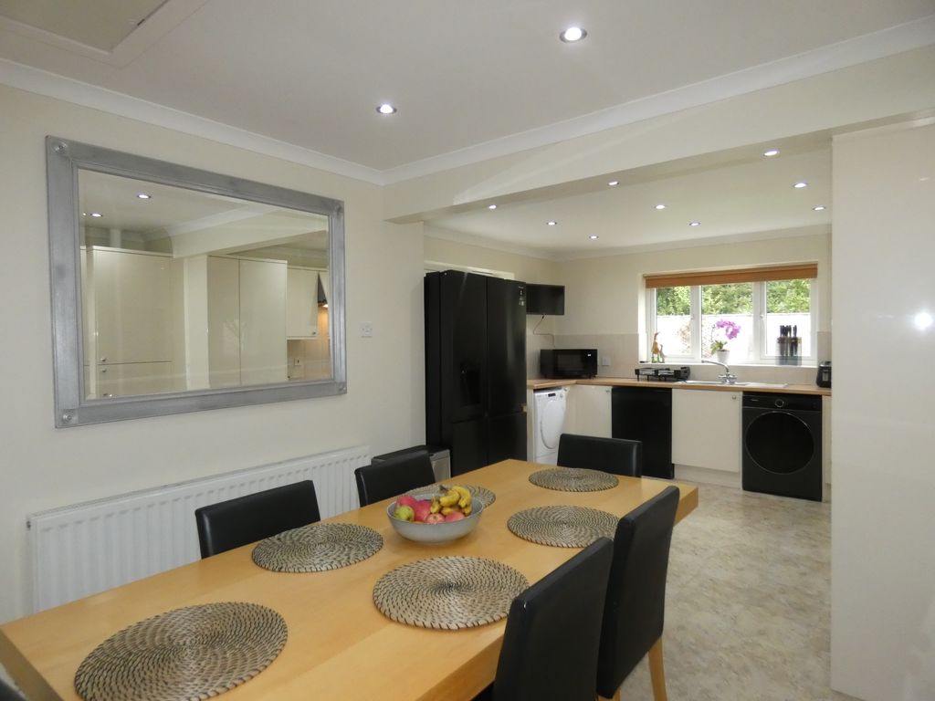 Kitchen/Diner- click for photo gallery
